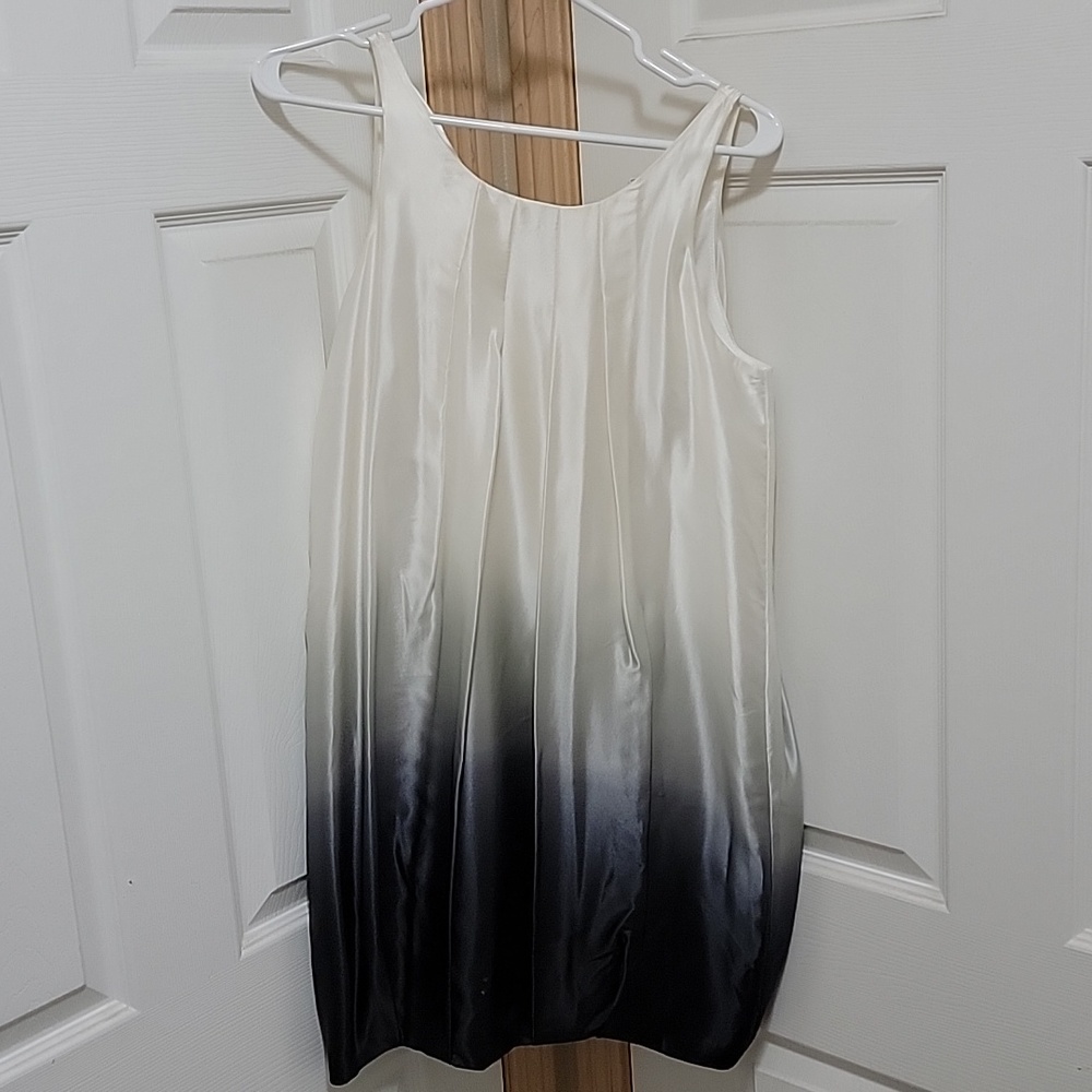Color fade bubble dress